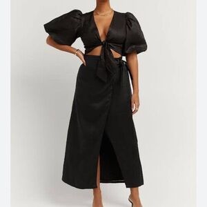 DISSH Hallie Linen Wrap Midi Skirt in Black. Size 10.